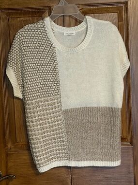 Blu Pepper Two-Tone Short Sleeve Crewneck Sweater - Cream & Tan